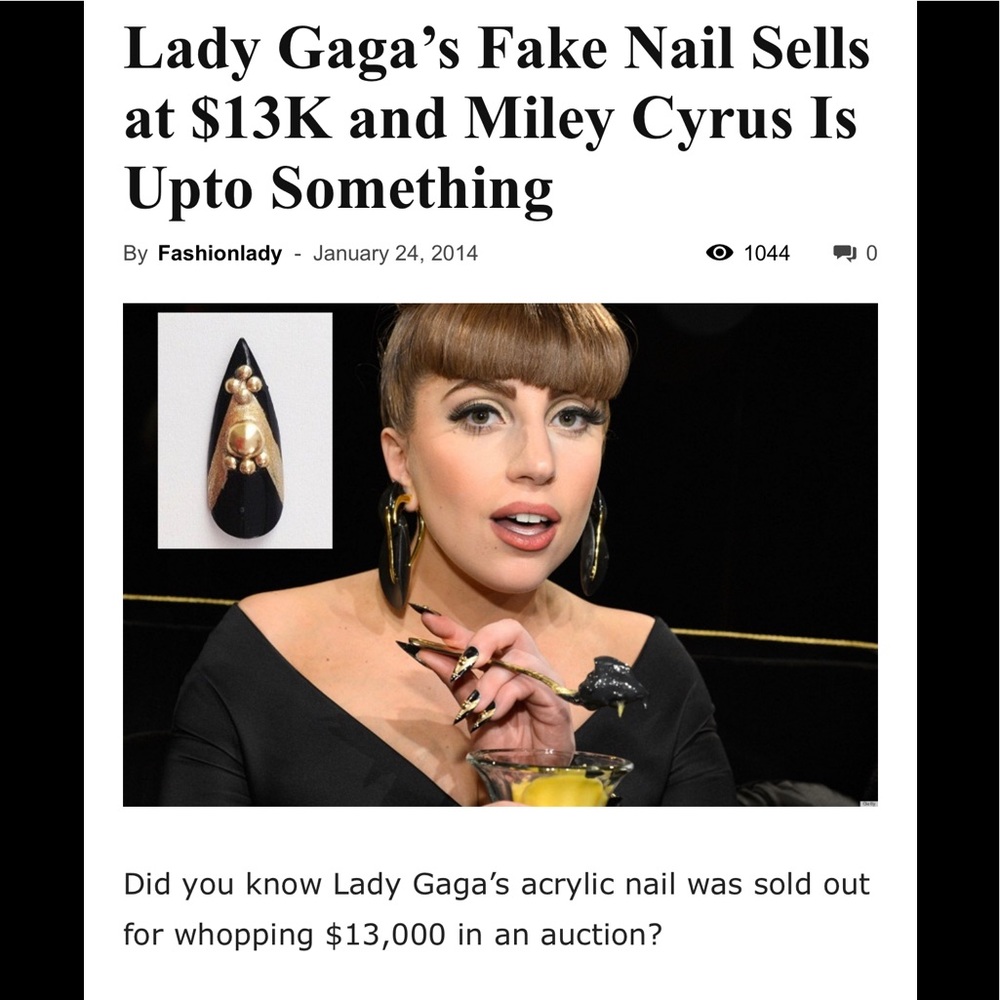 LADY GAGA ACRYLIC FINGERNAILS